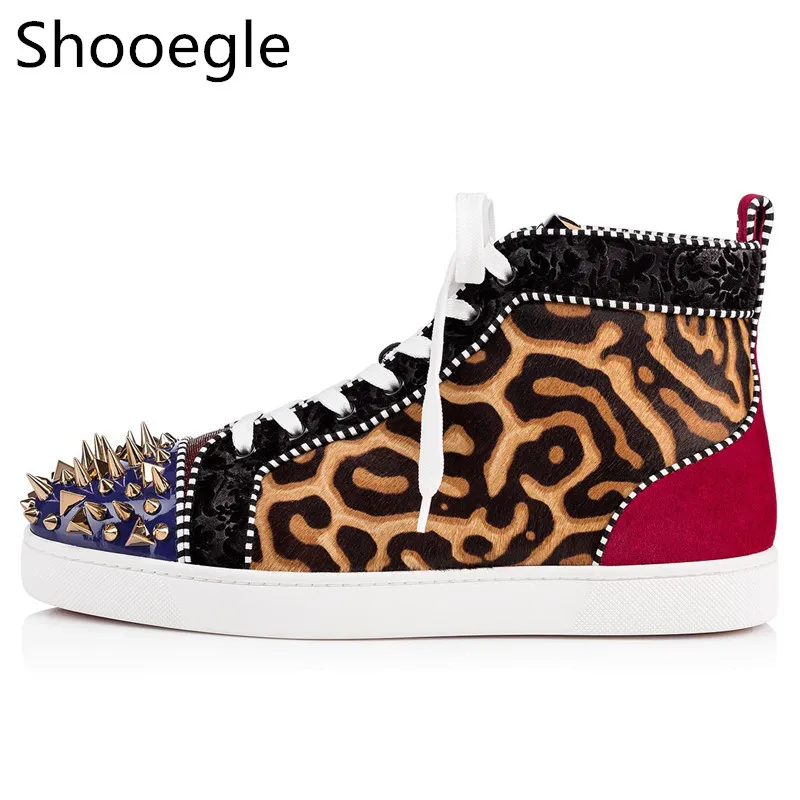 Leopard Men Casual Shoes Gold Rivets Stud Sneaker Lace Up High Top Fashion Stress Shoes Men Runway Chaussures Hommes
Leopard Men Casual Shoes Gold Rivets Stud Sneaker Lace Up High Top Fashion Stress Shoes Men Runway Chaussures Hommes