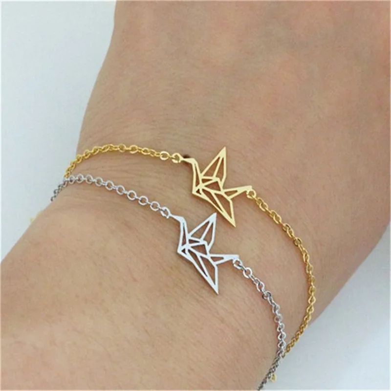 Link Chain Animal Origami Thousands Crane Bracelet for Women Fashion Animal Bird Chram Bracelets Jewelry Party Gift
Link Chain Animal Origami Thousands Crane Bracelet for Women Fashion Animal Bird Chram Bracelets Jewelry Party Gift