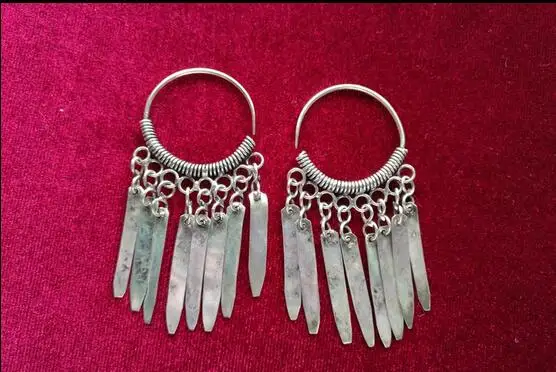 Where small with earrings national wind retro earrings hand seedling silver earrings small row of points
Where small with earrings national wind retro earrings hand seedling silver earrings small row of points