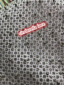 hot sale glued glitter lace fabric with beads JIANXI.C-32236 african tulle net lace fabric for party dress
hot sale glued glitter lace fabric with beads JIANXI.C-32236 african tulle net lace fabric for party dress