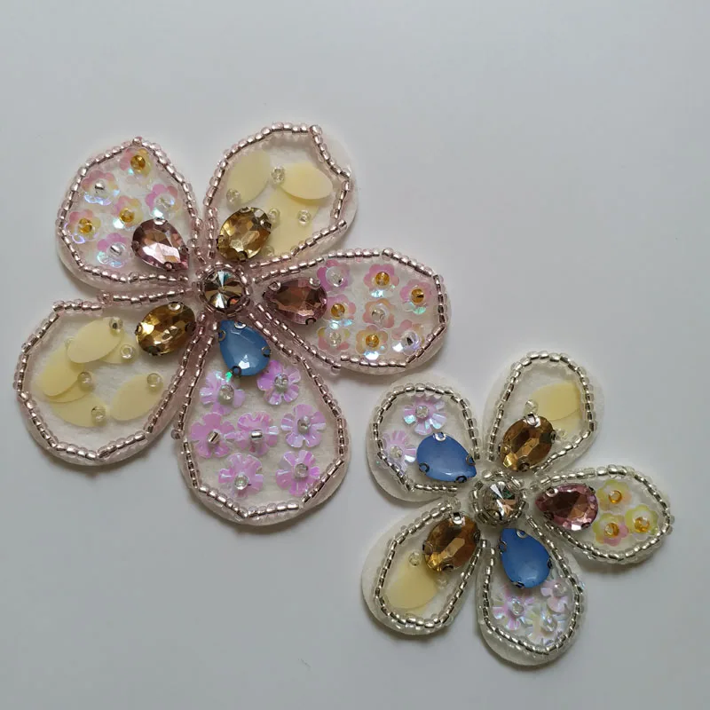 2pc/lot handmade sequins beaded patches for clothing DIY rhinestone Sew on flower Embroidery applique parche for dress hats bags
2pc/lot handmade sequins beaded patches for clothing DIY rhinestone Sew on flower Embroidery applique parche for dress hats bags