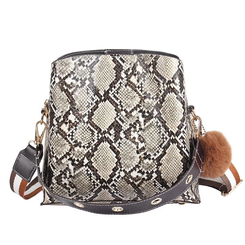 bags for women 2019 snake print large capacity handbags Designer tote bag leather handbag Purse designer shoulder bags LADY
bags for women 2019 snake print large capacity handbags Designer tote bag leather handbag Purse designer shoulder bags LADY