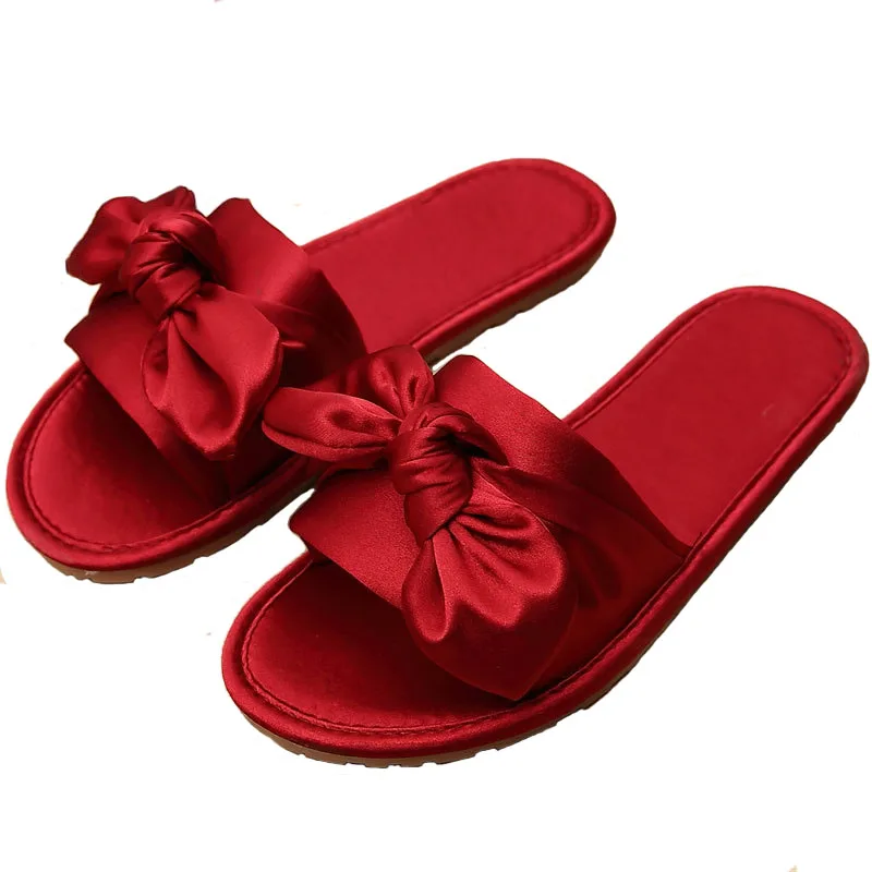 Women Slippers 2019 New Satin Bow Home Slippers Slip Breathable Casual Women Slippers Fashion Simple Flat Indoor Slippers Women 
Women Slippers 2019 New Satin Bow Home Slippers Slip Breathable Casual Women Slippers Fashion Simple Flat Indoor Slippers Women
