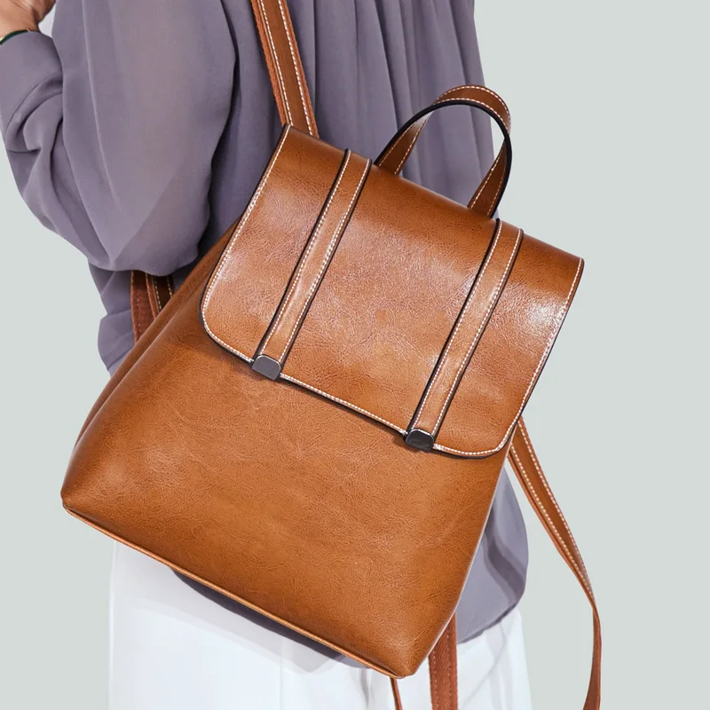 LKX Genuine Leather Women Backpack New Spring And Summer Students Backpack Women Korean Style Backpack High Quality
LKX Genuine Leather Women Backpack New Spring And Summer Students Backpack Women Korean Style Backpack High Quality