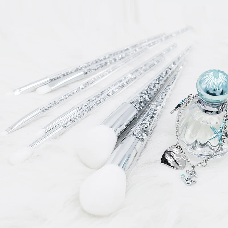 Description Picture 6 of item7PC Sliver Diamond Unicorn Crystal Makeup Brushes Set Foundation Blending Powder Eye Face Brush Makeup Tool Kit pincel maquiagem