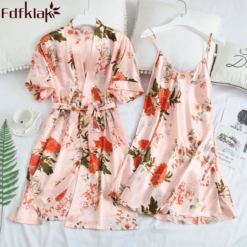 New Women's Dressing Gown With Bathrobe Nightwear Set Robe 2 Pieces Pink Silk Sleepwear Spring Summer Satin Robe Set Fdfklak
New Women's Dressing Gown With Bathrobe Nightwear Set Robe 2 Pieces Pink Silk Sleepwear Spring Summer Satin Robe Set Fdfklak