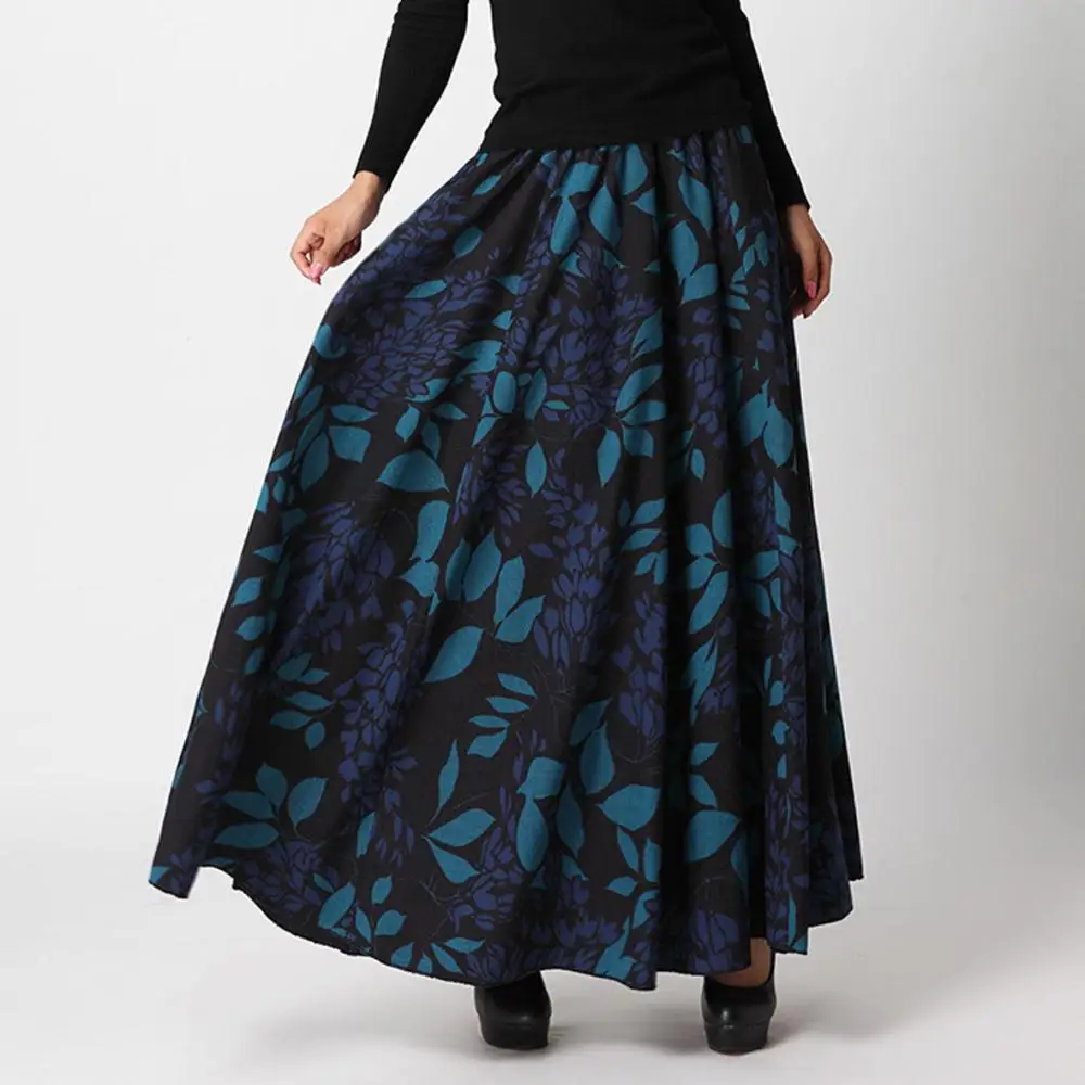 Image 2014 Women plus size long skirts Autumn and winter bohemia expansion bottom skirt female pleated thickening full skirt