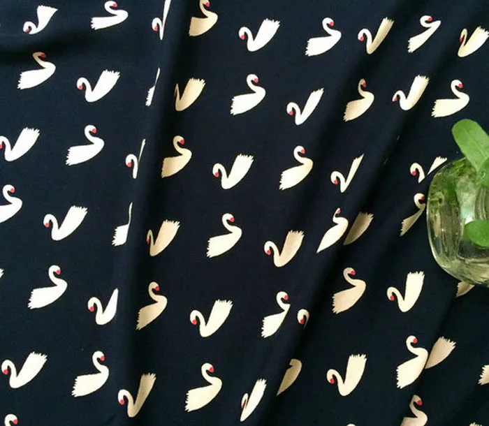 1yrd/lot Width:145cm Classic swan printed fabric, sewing dress shirt cloths Women shirt garment DIY accessories(ss-7254)
1yrd/lot Width:145cm Classic swan printed fabric, sewing dress shirt cloths Women shirt garment DIY accessories(ss-7254)