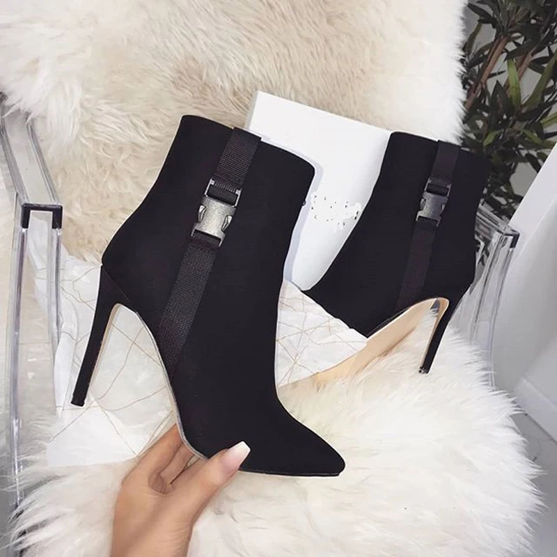 MONMOIRA White Black Patchwork Ankle Boots Women Sexy Pointed Toe High Heel Women Boots 41 42 size Buckle Women Boots SWE0301
MONMOIRA White Black Patchwork Ankle Boots Women Sexy Pointed Toe High Heel Women Boots 41 42 size Buckle Women Boots SWE0301