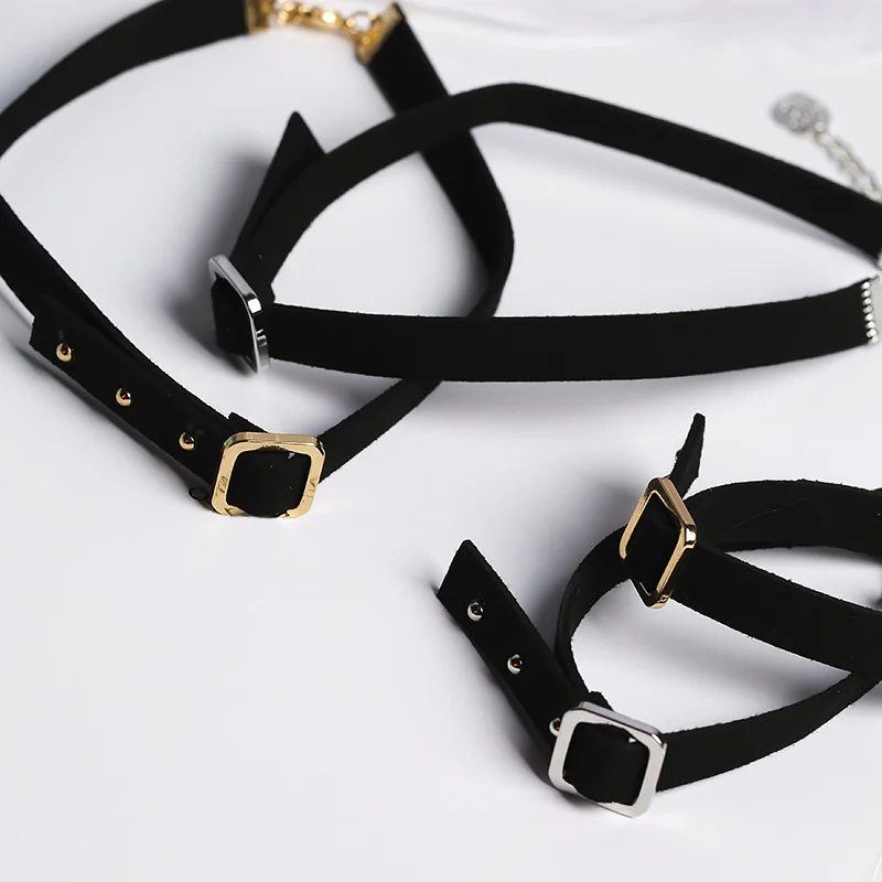 New 2018 Square Buckle Leather Rope Short Choker Necklace for Women Jewelry W5307
New 2018 Square Buckle Leather Rope Short Choker Necklace for Women Jewelry W5307