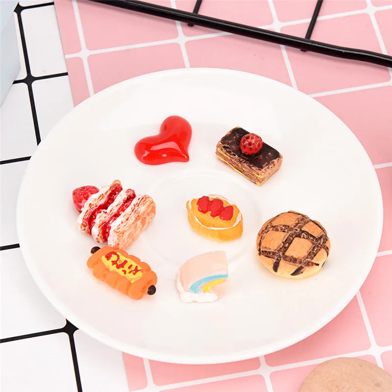 8Pcs/set Cute Simulation Ice Cream Cake Bread Dessert Resin Without Holes Resin Material Pendant Earrings Jewelry Accessories
8Pcs/set Cute Simulation Ice Cream Cake Bread Dessert Resin Without Holes Resin Material Pendant Earrings Jewelry Accessories