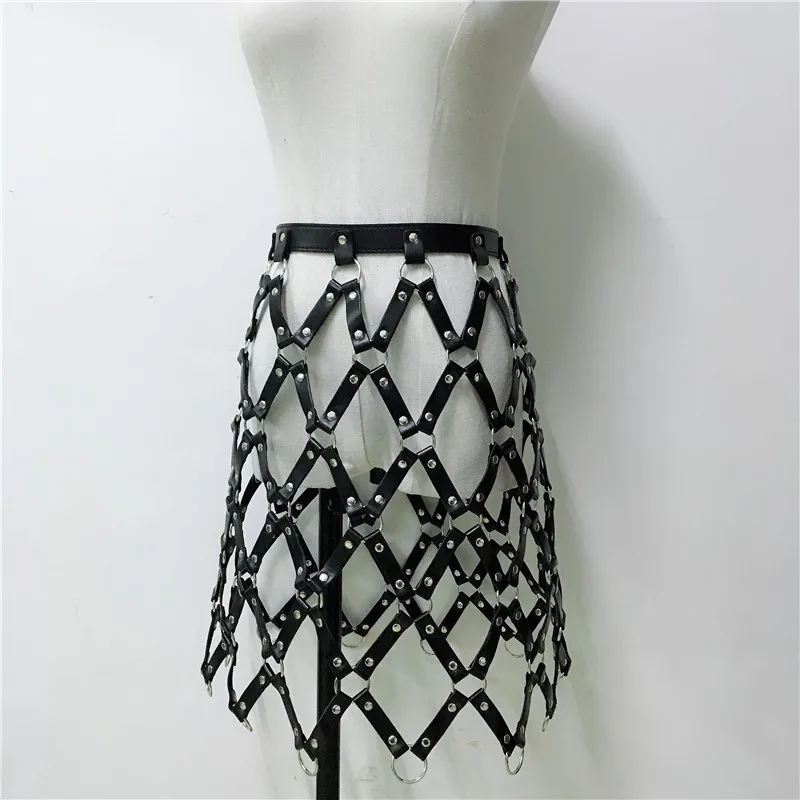 Gothic Summer Bondage Cage Leather Outfits Metal Rivet Underwear Garters Plaid Patchwork Harness Belts Club Party Matching Sets
Gothic Summer Bondage Cage Leather Outfits Metal Rivet Underwear Garters Plaid Patchwork Harness Belts Club Party Matching Sets