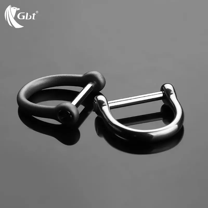 bushcraft Titanium keychain does not lose durability and light and beautiful to send friends
bushcraft Titanium keychain does not lose durability and light and beautiful to send friends