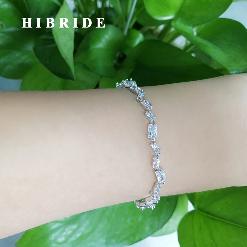 HIBRIDE Trendy White Gold-Color Women Cuff Bracelets Cubic Zirconia Baguette Bracelet Bangles For Party Gifts B-110
HIBRIDE Trendy White Gold-Color Women Cuff Bracelets Cubic Zirconia Baguette Bracelet Bangles For Party Gifts B-110