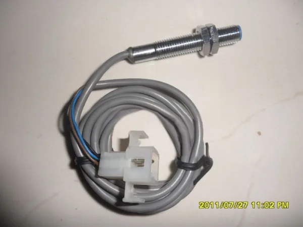 Santoni SM8-TOP1 Cylinder Zero / Suction Motor Zero Use M8 Proximity Switch 0406020
Santoni SM8-TOP1 Cylinder Zero / Suction Motor Zero Use M8 Proximity Switch 0406020