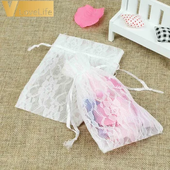50pcs Lace Candy Bag Wedding Candy Bags Wedding Favors Party Favours Party Event Supplies Gifts for Guest 4"x 6"
50pcs Lace Candy Bag Wedding Candy Bags Wedding Favors Party Favours Party Event Supplies Gifts for Guest 4"x 6"