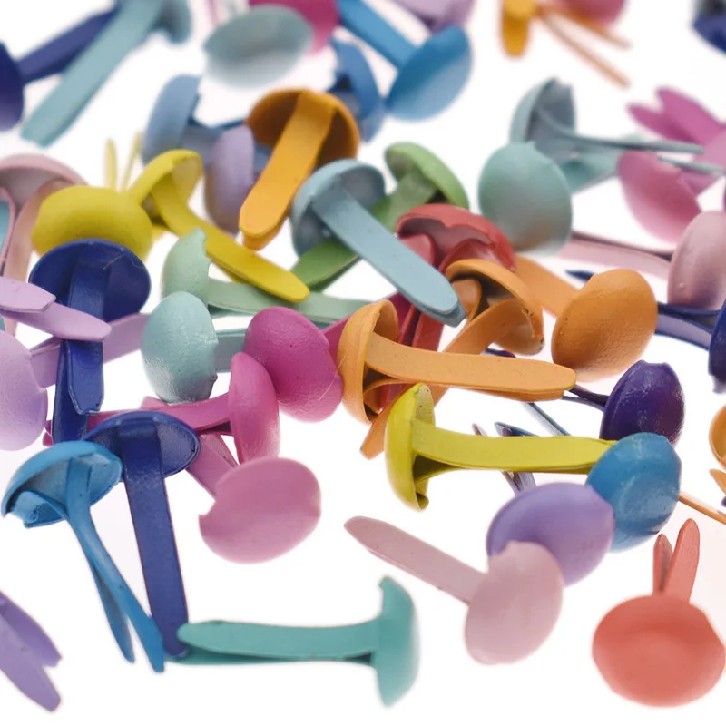 100Pcs/lot 5.5x11mm Mini Round Brads For Scrapbooking Mixed Assorted Color Stamping Embellishment Brads Diy Home Crafts
100Pcs/lot 5.5x11mm Mini Round Brads For Scrapbooking Mixed Assorted Color Stamping Embellishment Brads Diy Home Crafts