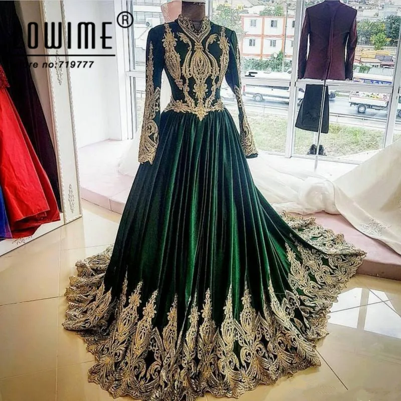Vintage Muslim Evening Dress Lace Appliqued Arabic Dresses With Long Sleeves Party Gowns High Neck Prom Dresses
Vintage Muslim Evening Dress Lace Appliqued Arabic Dresses With Long Sleeves Party Gowns High Neck Prom Dresses