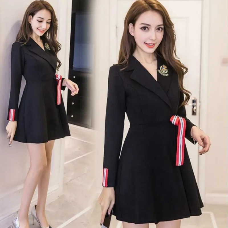 2019 Luxury Designer Fashion Women Black Long Sleeve Lapel Collar Sexy Dress V Neck Poetry British Style Short Party Dresses
2019 Luxury Designer Fashion Women Black Long Sleeve Lapel Collar Sexy Dress V Neck Poetry British Style Short Party Dresses