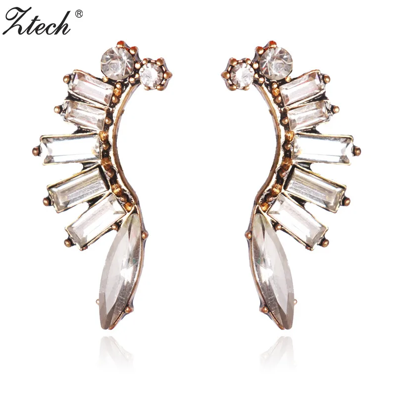 Ztech Special Design Geometric Transparent Crystal Stud Earrings Fashion Jewelry Antique White Color Accessories For Women
Ztech Special Design Geometric Transparent Crystal Stud Earrings Fashion Jewelry Antique White Color Accessories For Women