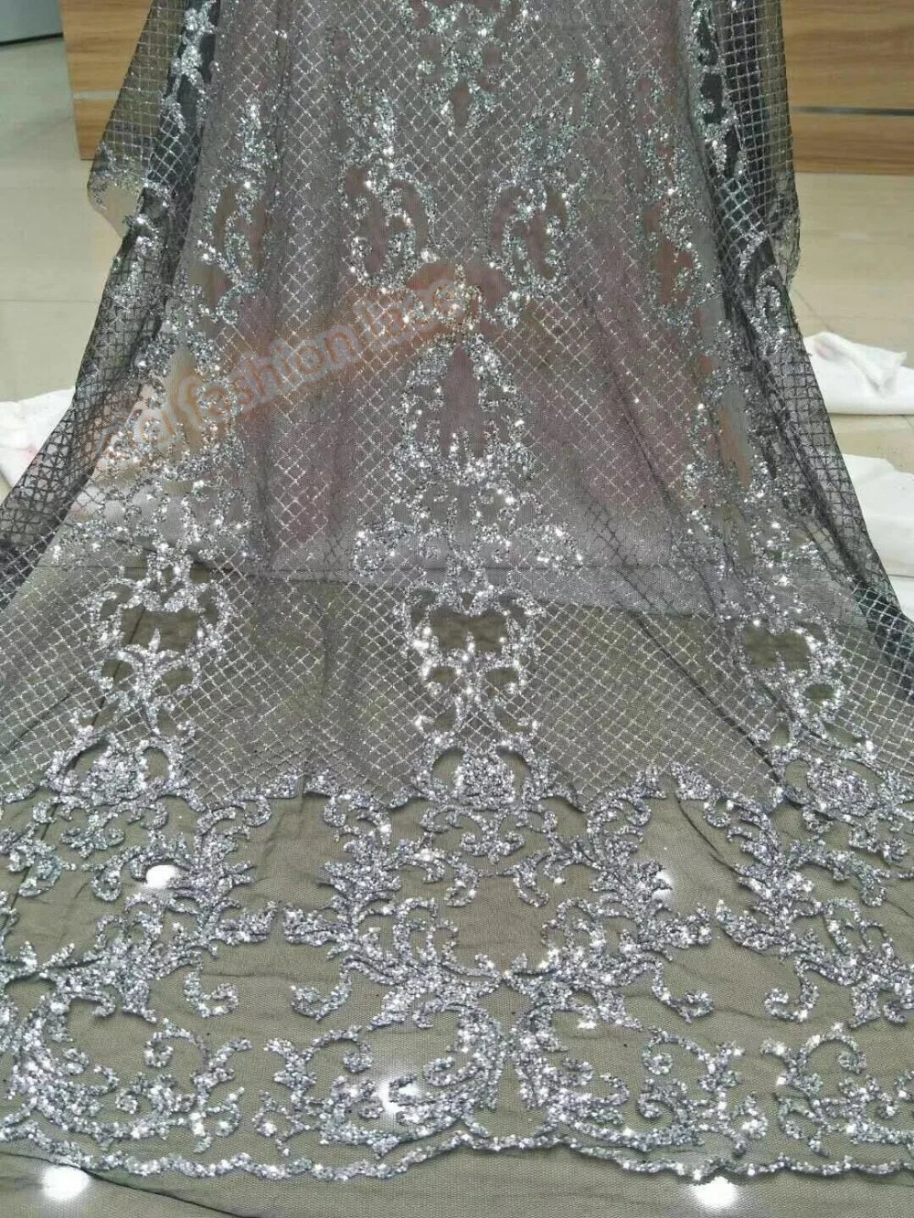hot sale african sequins tulle mesh fabric CiCi-41520 shining glued glitter sequins lace fabric
hot sale african sequins tulle mesh fabric CiCi-41520 shining glued glitter sequins lace fabric