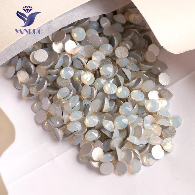 YANRUO 2058NoHF SS16-SS20 1440Pcs White Opal Glass Rhinestones Crystal Garment Non Hot-Fix For Shoes
YANRUO 2058NoHF SS16-SS20 1440Pcs White Opal Glass Rhinestones Crystal Garment Non Hot-Fix For Shoes