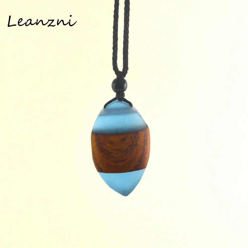 Leanzni Horse eye special wood collocation resin, geometric necklace pendant, men and women jewelry, gifts 
Leanzni Horse eye special wood collocation resin, geometric necklace pendant, men and women jewelry, gifts