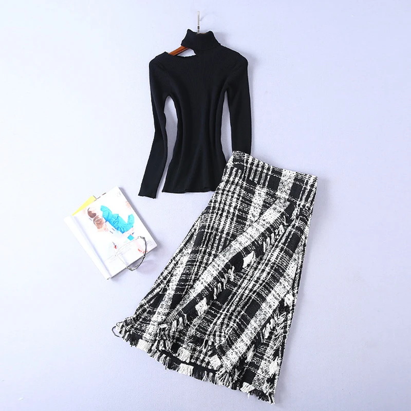HIGH QUALITY Winter Fashion 2018 Designer Runway Suit Set Women's Knitting Sweater Tassel Plaid Skirt SET
HIGH QUALITY Winter Fashion 2018 Designer Runway Suit Set Women's Knitting Sweater Tassel Plaid Skirt SET