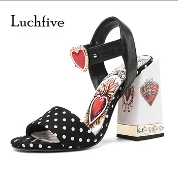 2018 Luxury Design Sandals Woman Open Toe Heart Pearl Rivet High Heels Women Fashion Sweet Wedding Shoes Femme
2018 Luxury Design Sandals Woman Open Toe Heart Pearl Rivet High Heels Women Fashion Sweet Wedding Shoes Femme