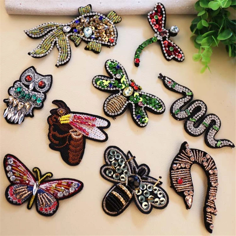 1PC embroidered Diamond beaded goldfish dolphin snake bee patches type Sticker iron on fashion cute T-shirt clothes Hole patches
1PC embroidered Diamond beaded goldfish dolphin snake bee patches type Sticker iron on fashion cute T-shirt clothes Hole patches