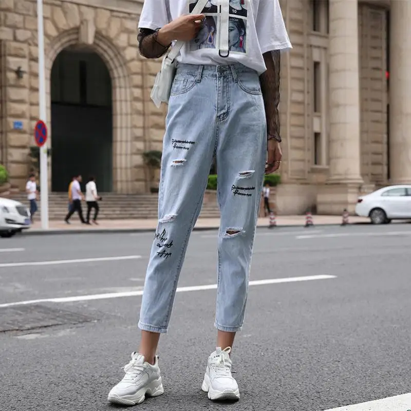Holes Women Ankle Length Holes Loose Jeans Summer High Waist Daddy Beggar Cotton Denim Pants Letter Print No Stretch 2019
Holes Women Ankle Length Holes Loose Jeans Summer High Waist Daddy Beggar Cotton Denim Pants Letter Print No Stretch 2019