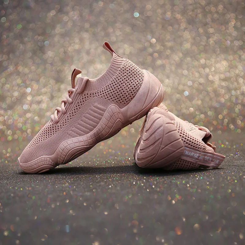 Designer Sneakers Women Running Shoes Breathable Light Outdoor Cushioning Sport Shoes Woman White Pink Walking Jogging Shoes
Designer Sneakers Women Running Shoes Breathable Light Outdoor Cushioning Sport Shoes Woman White Pink Walking Jogging Shoes