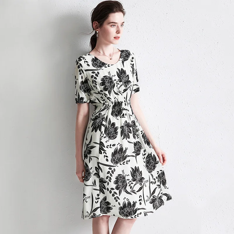 PIXY Summer Elegant Silk Dress Women Floral Print Midi Ladies Dresses Elastic Waist Tunic Casual A Line sukienka Chinese Clothes
PIXY Summer Elegant Silk Dress Women Floral Print Midi Ladies Dresses Elastic Waist Tunic Casual A Line sukienka Chinese Clothes