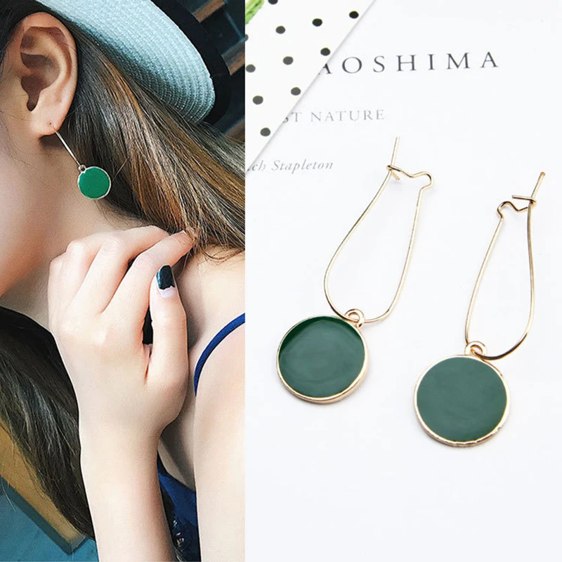 South Korea's Simple Oil Green Circle Small Fresh Girl Heart Earrings Earrings Female Personality Short Earrings Retro Earrings
South Korea's Simple Oil Green Circle Small Fresh Girl Heart Earrings Earrings Female Personality Short Earrings Retro Earrings