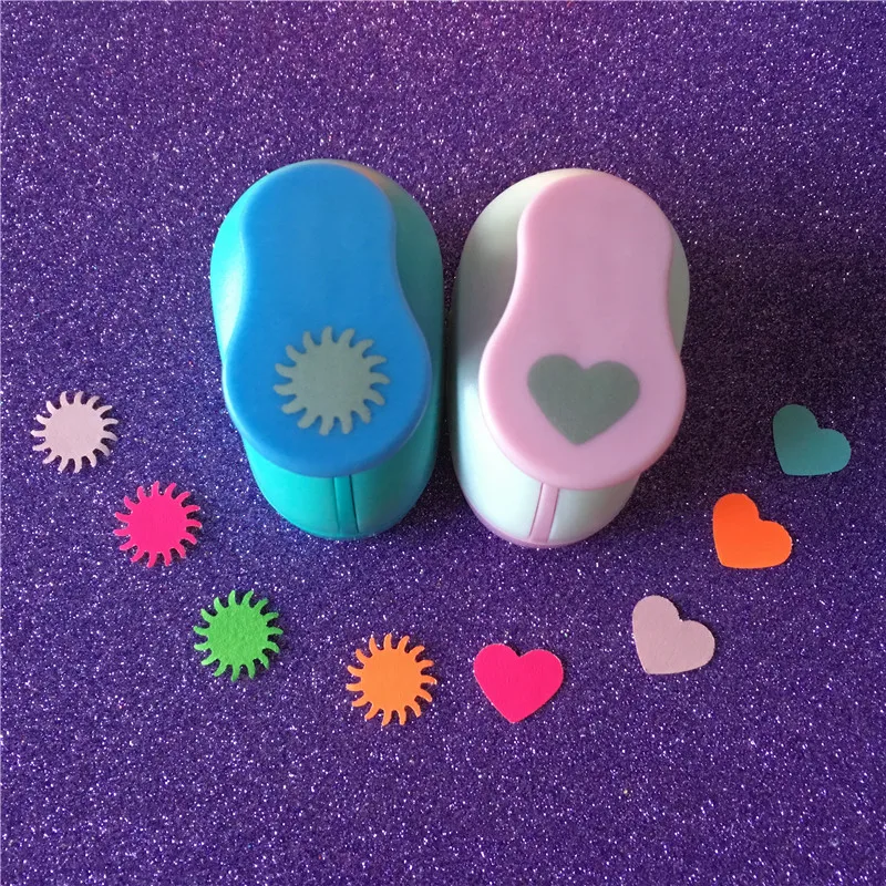 Free Shipping 5/8"(1.6cm) Sun and Heart shaped craft punch set sunshine Punches Craft Scrapbooking school Paper/Eva hole puncher
Free Shipping 5/8"(1.6cm) Sun and Heart shaped craft punch set sunshine Punches Craft Scrapbooking school Paper/Eva hole puncher