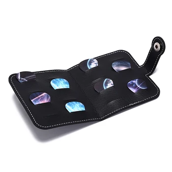 Guitar Accessories Portable Pick Holder PU Leather Wallet Plectrum Case Cover Carrying Bag Instrument Guitar Utensils
Guitar Accessories Portable Pick Holder PU Leather Wallet Plectrum Case Cover Carrying Bag Instrument Guitar Utensils