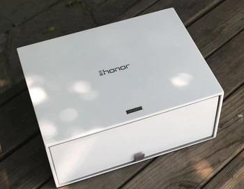 Huawei honor cube wireless router (Android Box + Storage + Wireless Router) 3 in 1
Huawei honor cube wireless router (Android Box + Storage + Wireless Router) 3 in 1
