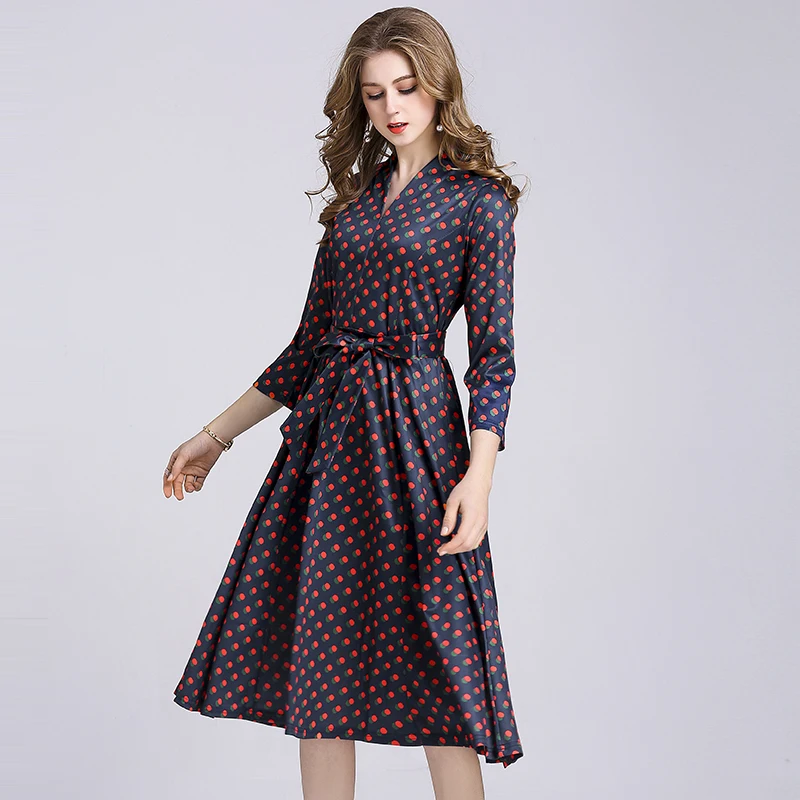 Vintage Dress 2018 Spring Summer New V-neck vestidos Women Elegant Thin Dot Printing Knee-Length Casual Dresses Female
Vintage Dress 2018 Spring Summer New V-neck vestidos Women Elegant Thin Dot Printing Knee-Length Casual Dresses Female