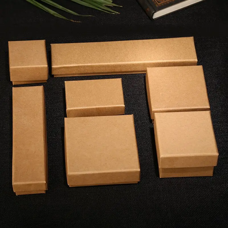 24Pcs/lot Kraft Paper Gift Packaging Box Handmade Ring Earring Pendant Soap Candy Christmas Gift Box 5x5cm Can Custom Your Logo
24Pcs/lot Kraft Paper Gift Packaging Box Handmade Ring Earring Pendant Soap Candy Christmas Gift Box 5x5cm Can Custom Your Logo