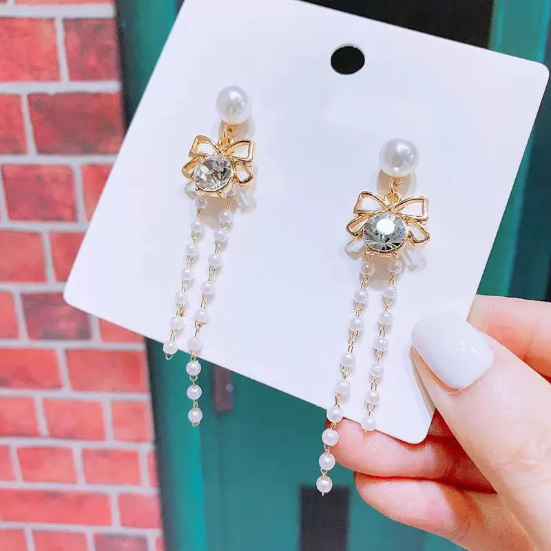 Trendy Simulated-pearl Bowknot Women Dangle Earrings New Pearl Fringed Earrings Bohemian Drop Earrings Jewelry Earrings
Trendy Simulated-pearl Bowknot Women Dangle Earrings New Pearl Fringed Earrings Bohemian Drop Earrings Jewelry Earrings