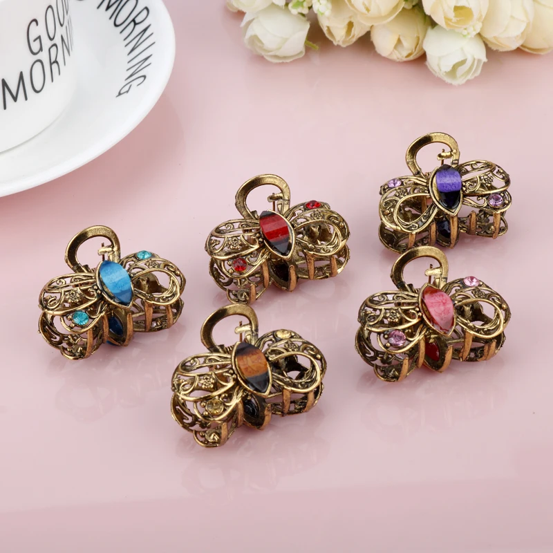 Mini Vintage Retro Hollow Out Flower Hairpins Crab Clips 5 Colors Crystal Hair Claws For Women Girl Headwear Jewelry Wholesale
Mini Vintage Retro Hollow Out Flower Hairpins Crab Clips 5 Colors Crystal Hair Claws For Women Girl Headwear Jewelry Wholesale