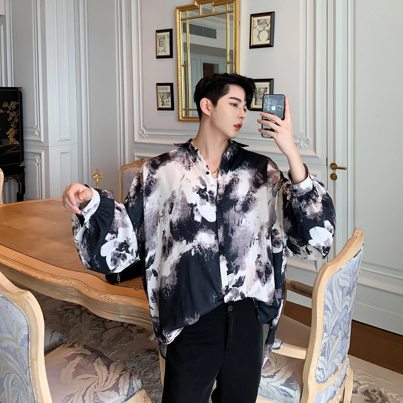 MIXCUBIC 2019 spring summer korean style Ink painting printed shirts men casual loose Flower sleeve printed shirts for men
MIXCUBIC 2019 spring summer korean style Ink painting printed shirts men casual loose Flower sleeve printed shirts for men