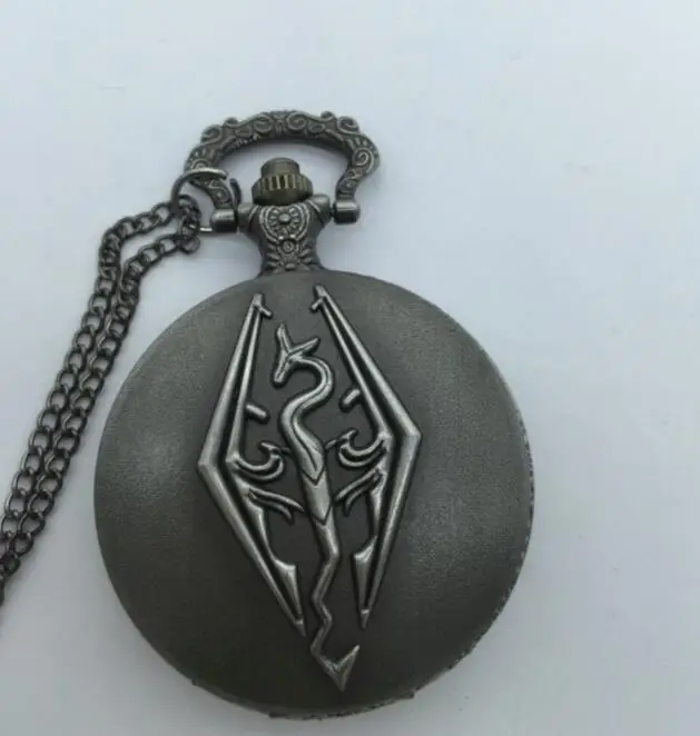 wholesale Fashion Bronze Dragon Quartz Pocket Watch Analog Pendant Necklace Men Women Watches Gift
wholesale Fashion Bronze Dragon Quartz Pocket Watch Analog Pendant Necklace Men Women Watches Gift