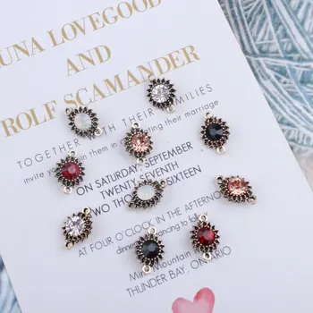 20pcs/lot Fashion Jewelry Sunflower Shape With Rhinestone Double Pendant Charms For DIY Bracelet&Earring Accessories
20pcs/lot Fashion Jewelry Sunflower Shape With Rhinestone Double Pendant Charms For DIY Bracelet&Earring Accessories