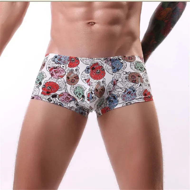 Men's underwear ice silk summer seamless underpants male pants boxer man casual plus size underwear men panties 2019
Men's underwear ice silk summer seamless underpants male pants boxer man casual plus size underwear men panties 2019