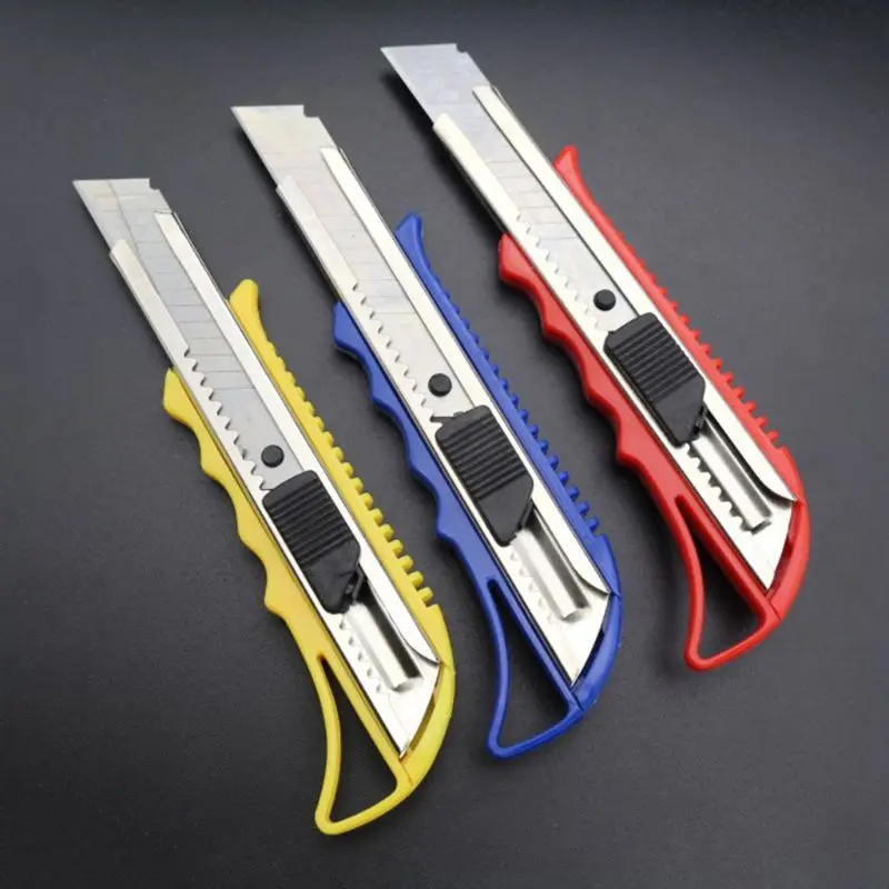 Utility Knife Snap Off Retractable Razor Auto Locked Cutter Blade Tool Practical Random Color
Utility Knife Snap Off Retractable Razor Auto Locked Cutter Blade Tool Practical Random Color