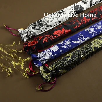 Flower Birds Drawstring Hand Fan Pouch 7 to 10 inches Handmade Chinese style Silk Brocade Folding Fan Dust Cover Bag 2pcs/lot 
Flower Birds Drawstring Hand Fan Pouch 7 to 10 inches Handmade Chinese style Silk Brocade Folding Fan Dust Cover Bag 2pcs/lot