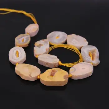 Approx11pcs/Strand Yellow Natural Raw Agates Drusy Quartz Geode Slab Slice Nugget Beads Connector Pendants For Jewelry Making
Approx11pcs/Strand Yellow Natural Raw Agates Drusy Quartz Geode Slab Slice Nugget Beads Connector Pendants For Jewelry Making