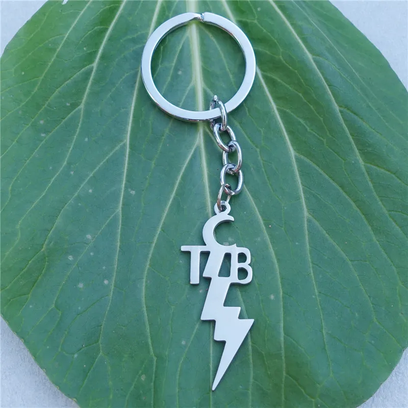 TCB ELVIS PRESLEY Keychains Stainless Steel Pendant Keyrings For Men Women Jewelry
TCB ELVIS PRESLEY Keychains Stainless Steel Pendant Keyrings For Men Women Jewelry