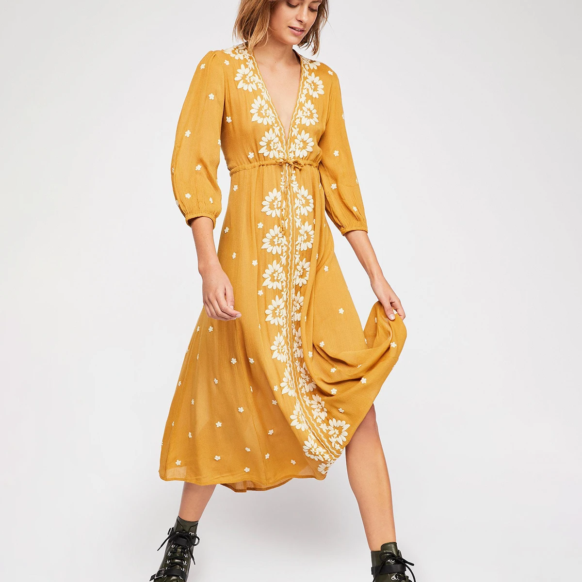 Jastie Floral Embroidered Midi Dress V-Neck Empire Waist Women Dresses 3/4 Sleeve Spring Summer Dress Boho Beach Dresses Vestido
Jastie Floral Embroidered Midi Dress V-Neck Empire Waist Women Dresses 3/4 Sleeve Spring Summer Dress Boho Beach Dresses Vestido